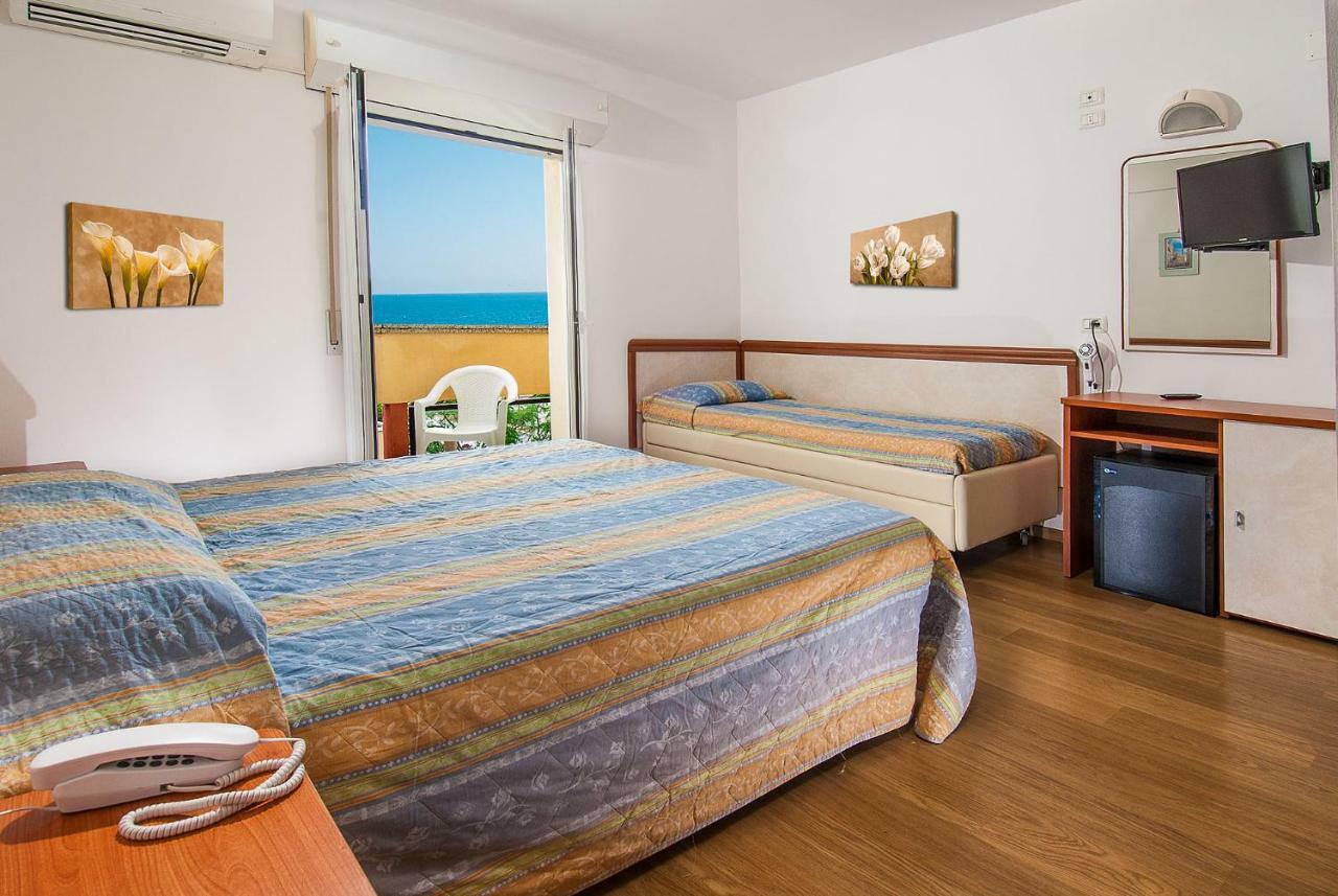 Hotel Alba Serena Misano Adriatico Exteriér fotografie